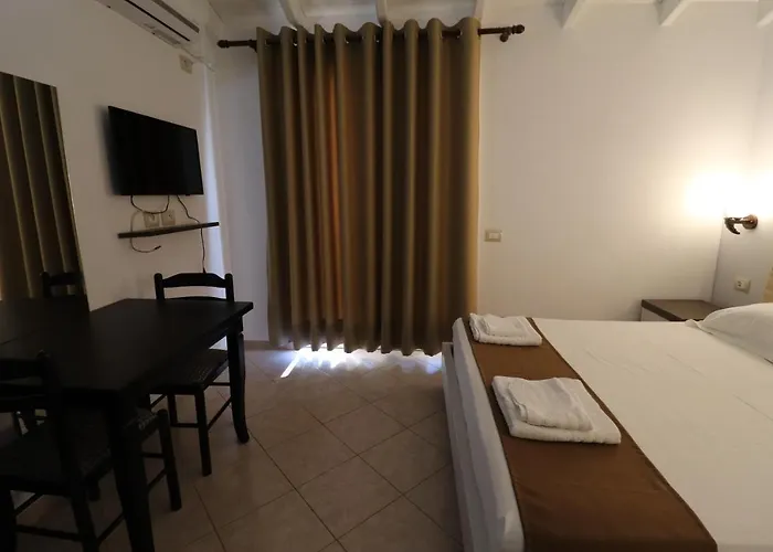 Mariksel 3* Ksamil
