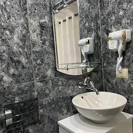 Mariksel Hotel 3*