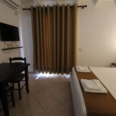Mariksel 3* Ksamil