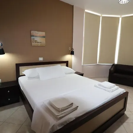 Mariksel 3* Ksamil
